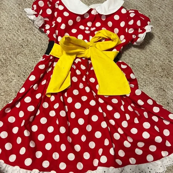 Minnie costume size 6 - Picture 2 of 3